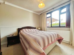 Bedroom - click for photo gallery